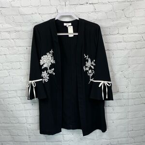 CANDIE’S Black Open Front Blazer/Topper w/Floral/Bird Embroidery-Size Large-NWT